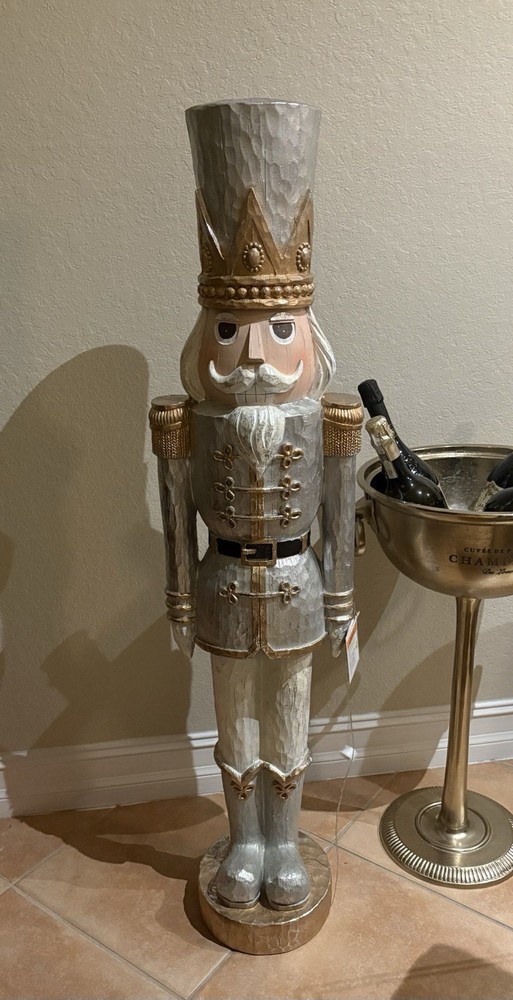 Lighted Resin Nutcracker King Christmas Decoration 4ft