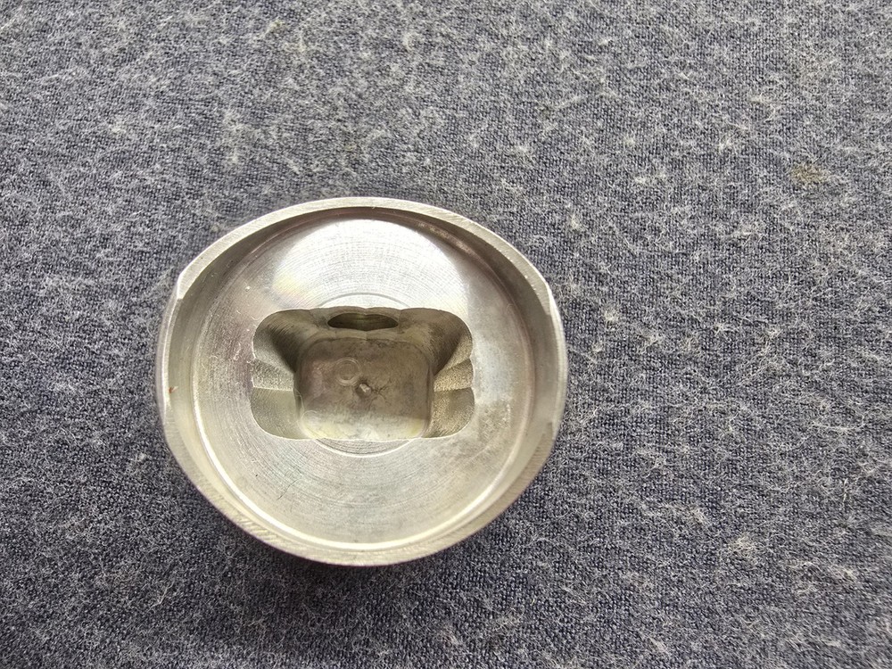 YS FZ140 RC 4 Cycle Engine Part - Piston w/Ring
