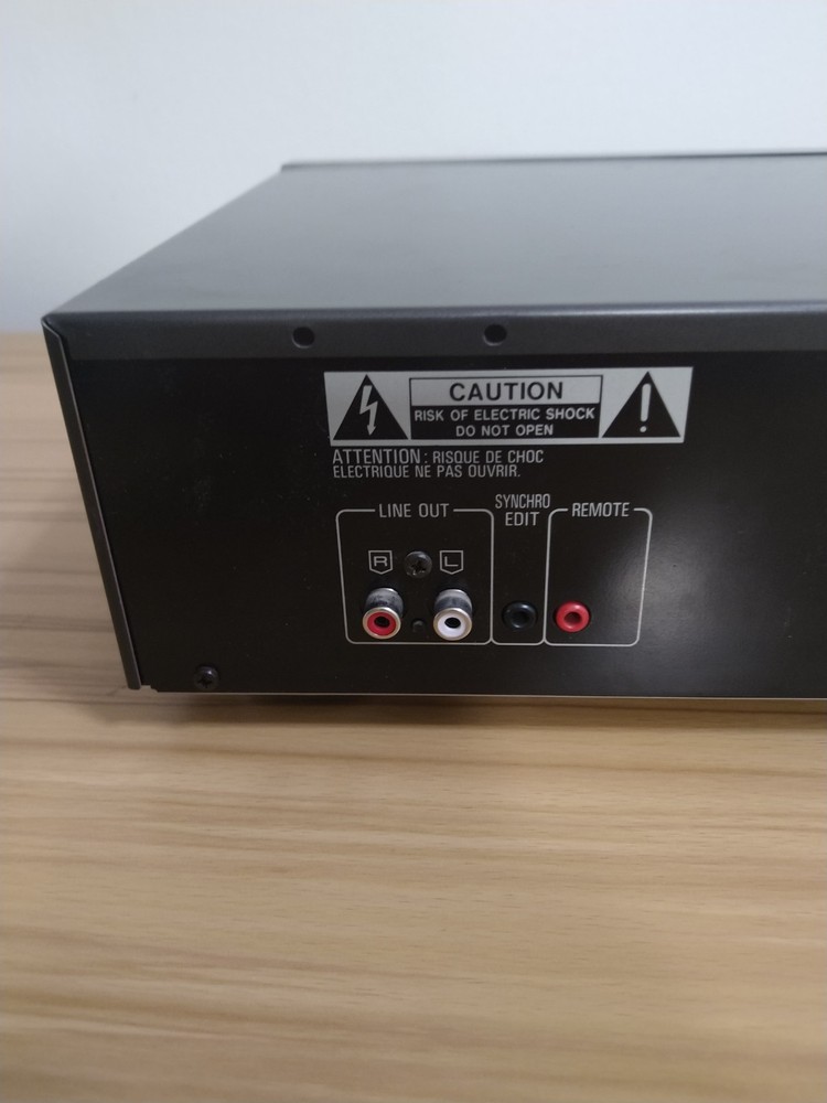 Technics SL-PG100 Compact Disc Player - No Remote -UNTESTED - see description