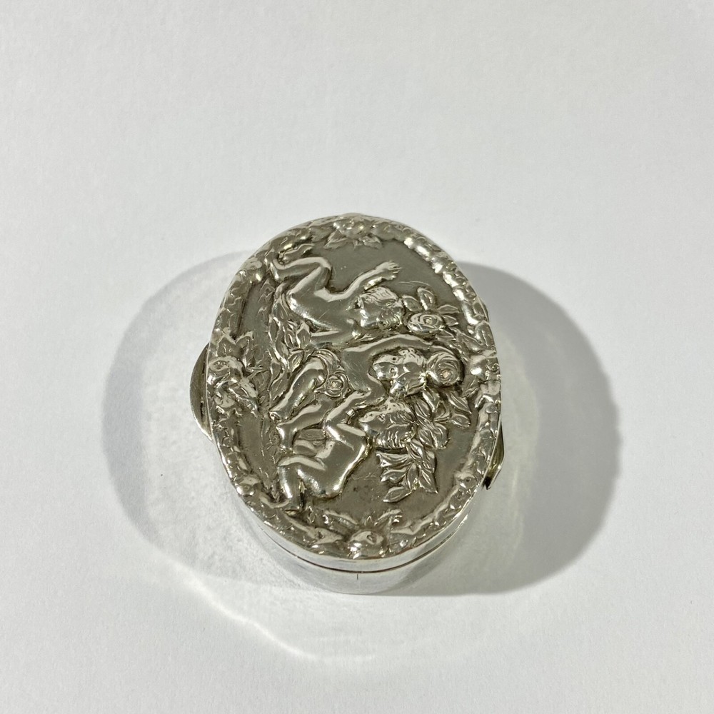 Vintage Solid Silver Italian Pillbox , Hallmarked with boys in romantic scene