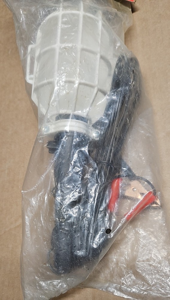 Vintage Coleman Cable 12V Clip-Lite Worklight