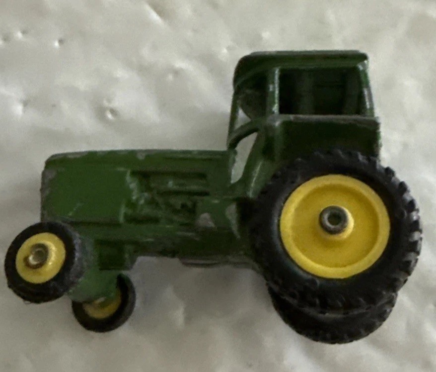John Deere Tractor 1/64 Scale #1