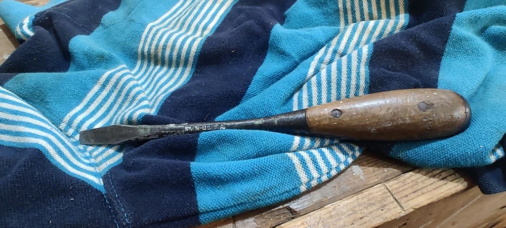 Vintage Irwin Screwdriver US of A Wood Split Handle