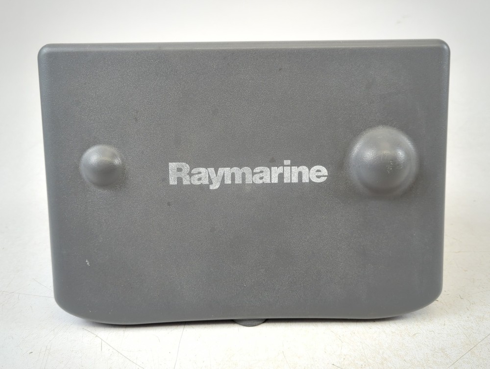 Raymarine C70 Classic E02018 GPS Fishfinder Radar Chartplotter 7" MFD Display