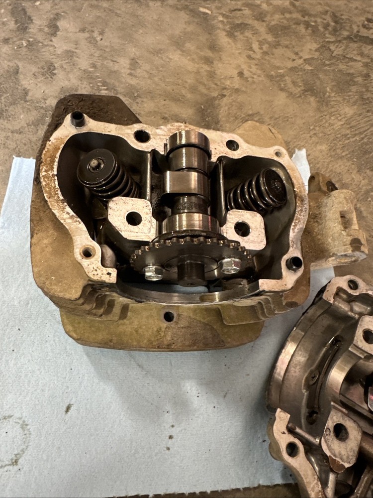 Honda Fourtrax 125 Cylinder Head 1987
