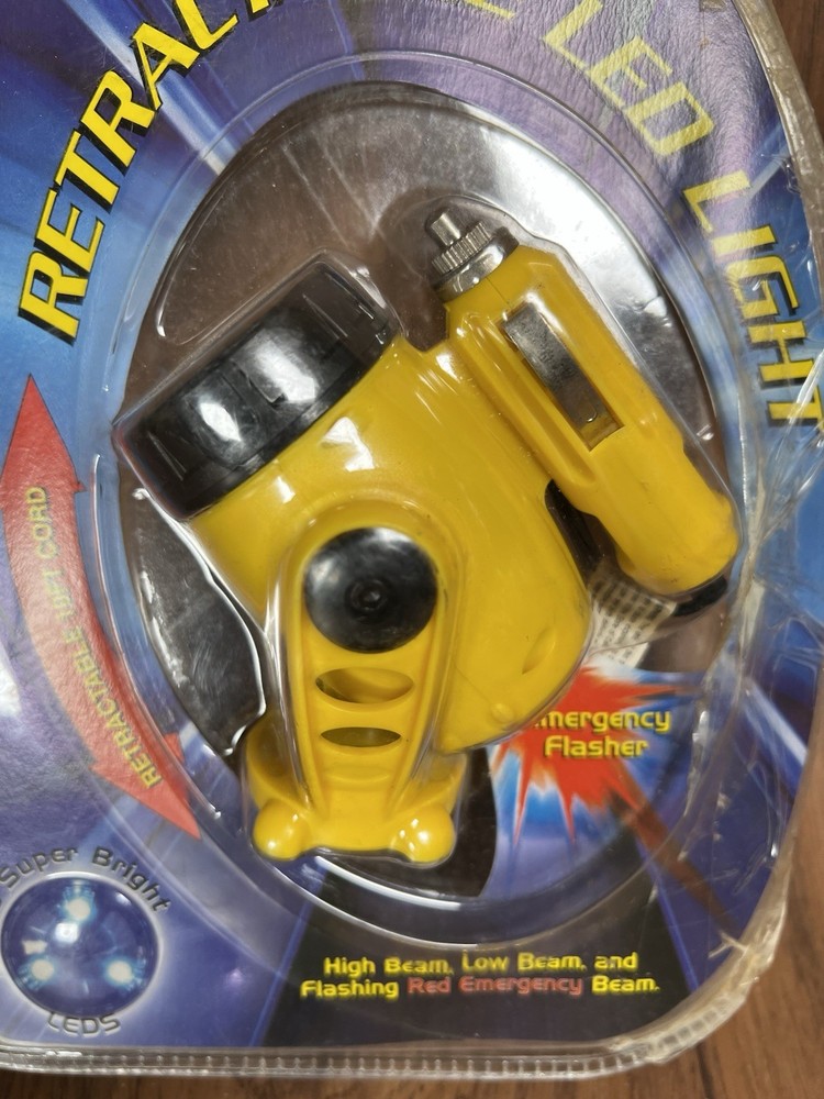 Mountable retractable led work light With Red Emergency Beam