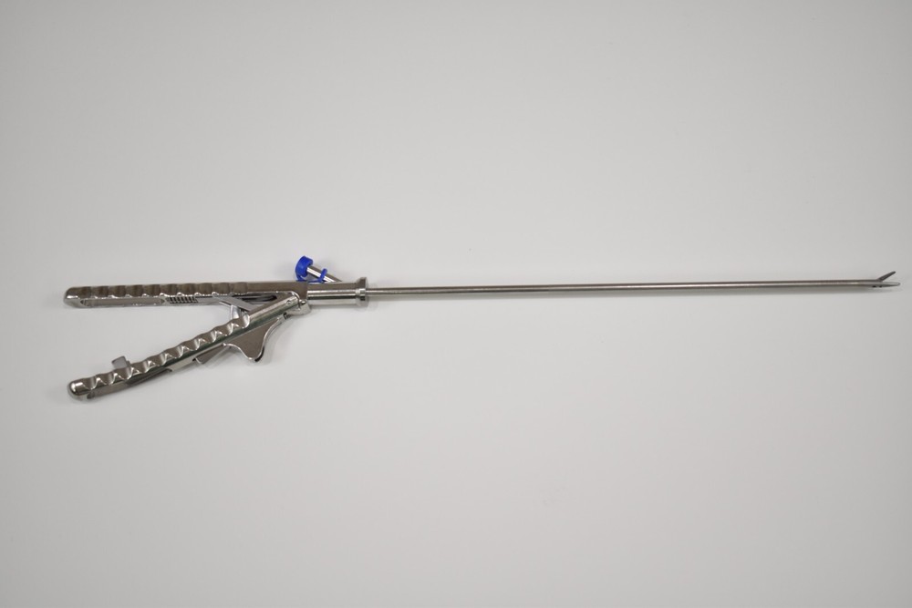 Surgical Laparoscopic Forceps Needle Holder Straight Tips