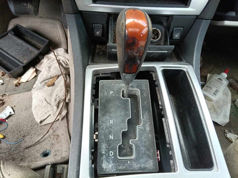 300 2006 Fuse Box Cabin 6556