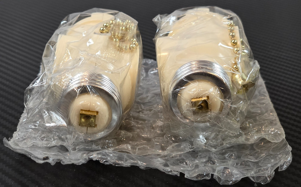 Stanley Set of 2 EK-01 Pull Chain Socket Adapter