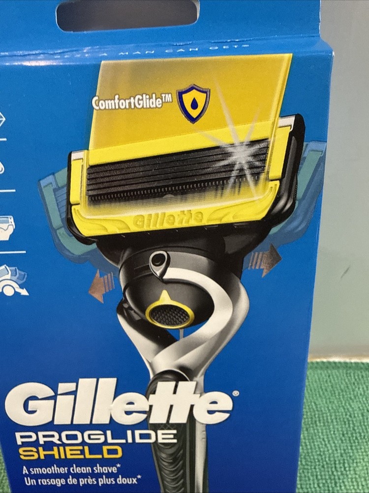 NEW Gillette ProGlide Shield, 1 Razor Handle, 1 Cartridge