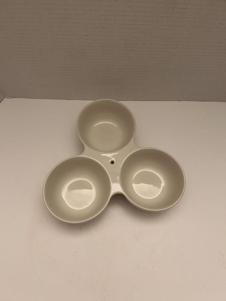 Nora Fleming White Pearl Dot Retired Triple Dish Stoneware For Mini ￼