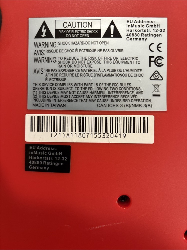 AKAI MPK225 PROFESSIONAL MIDI KEYBOARD CONTROLLER - EXC CONDITION, USED