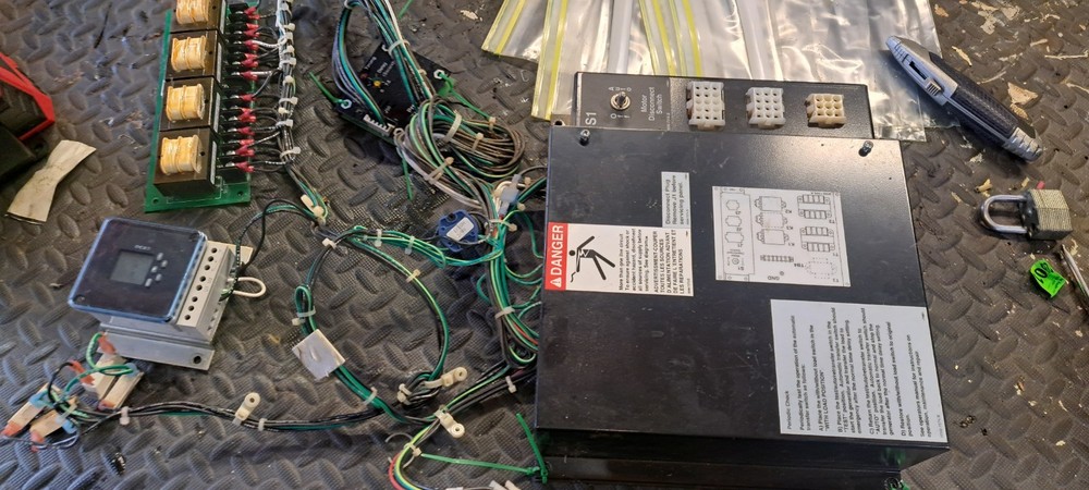 Onan transfer switch 0098-7274 b, 300-3092, program transition digital display