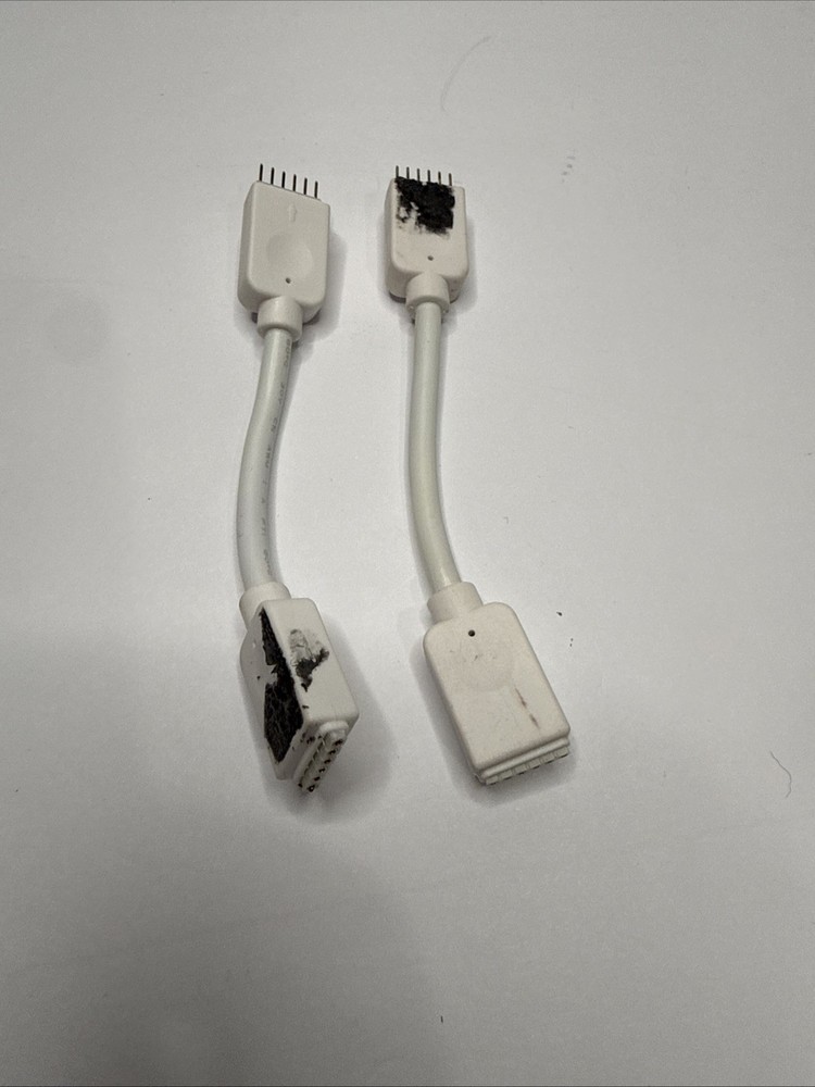 (2) PHILIPS HUE WHITE CONNECTOR CABLES to controller connector