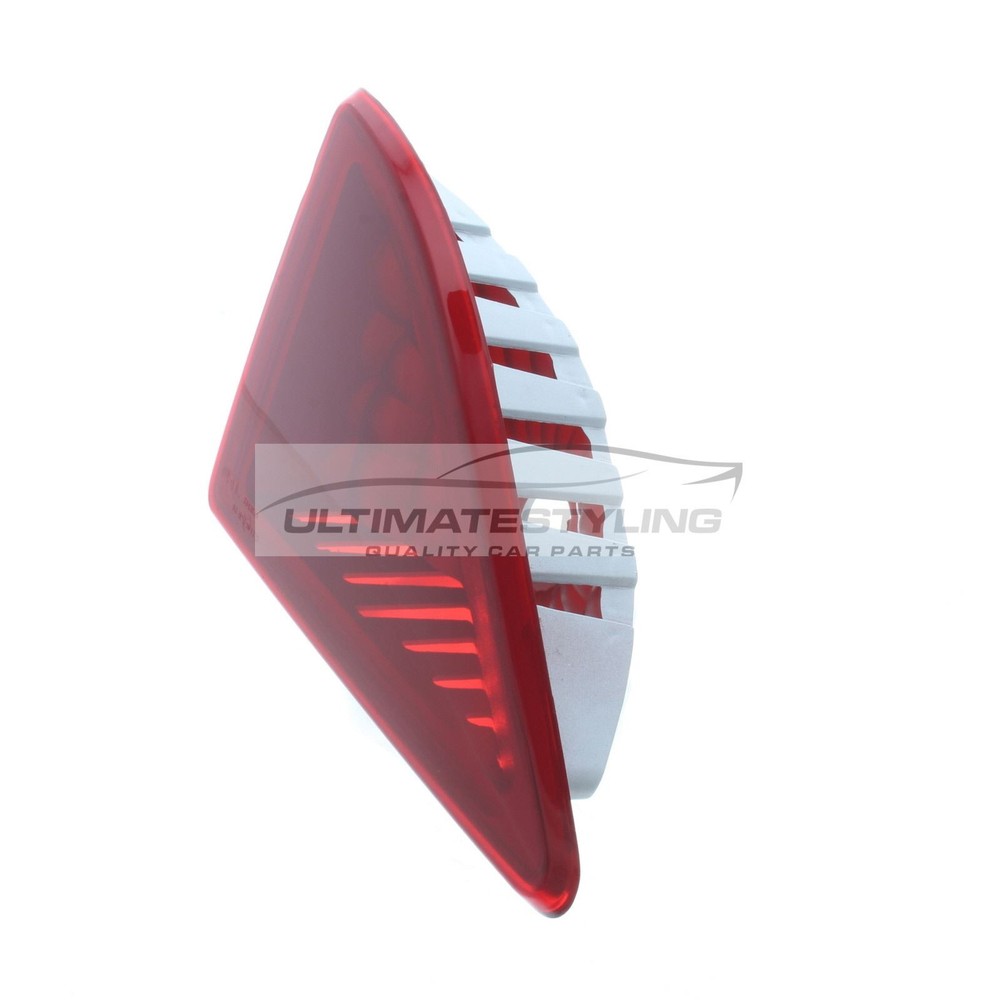 Renault Master Van 2010-2025 Third Central Position Rear 3rd Brake Light Lamp