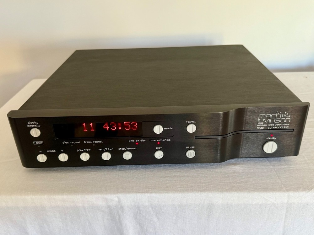 Mark Levinson 39 CD Player Processor w/ Remote - Excellent!