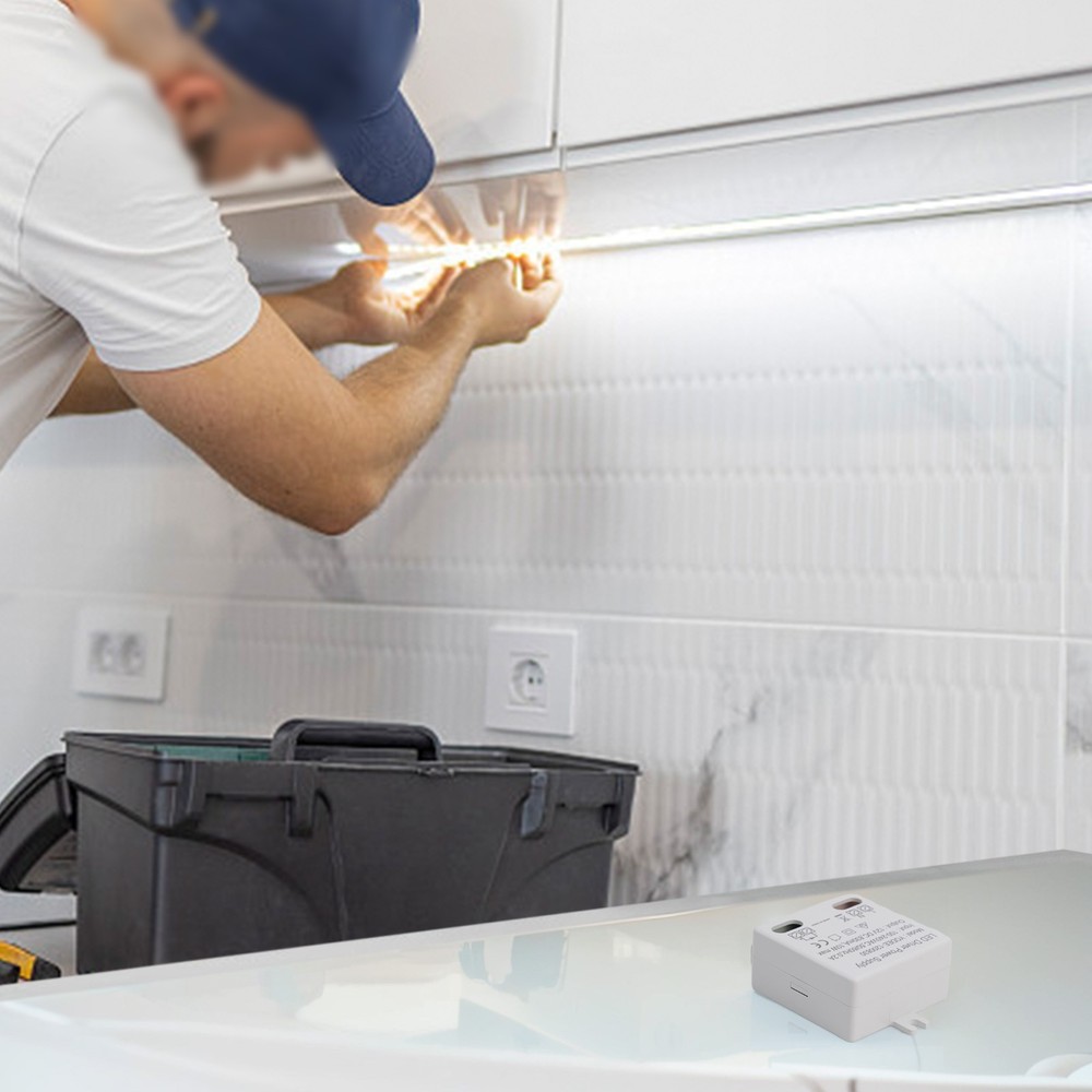 Dependable Constant Voltage LED Power Supply with Short Circuit Protection