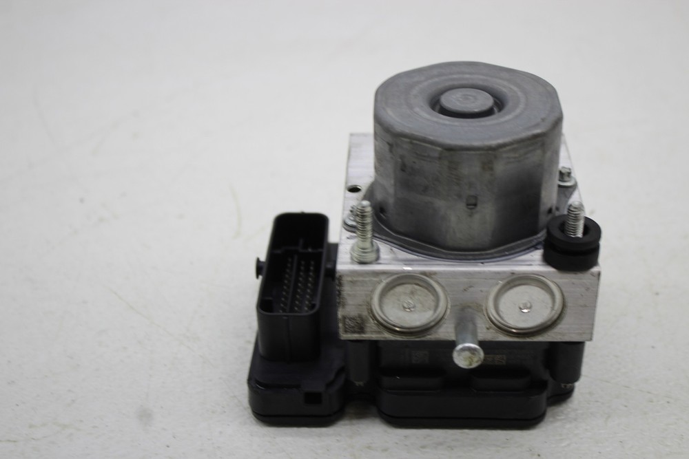 22 CAN-AM SPYDER ROADSTER F3 ABS PUMP UNIT MODULE