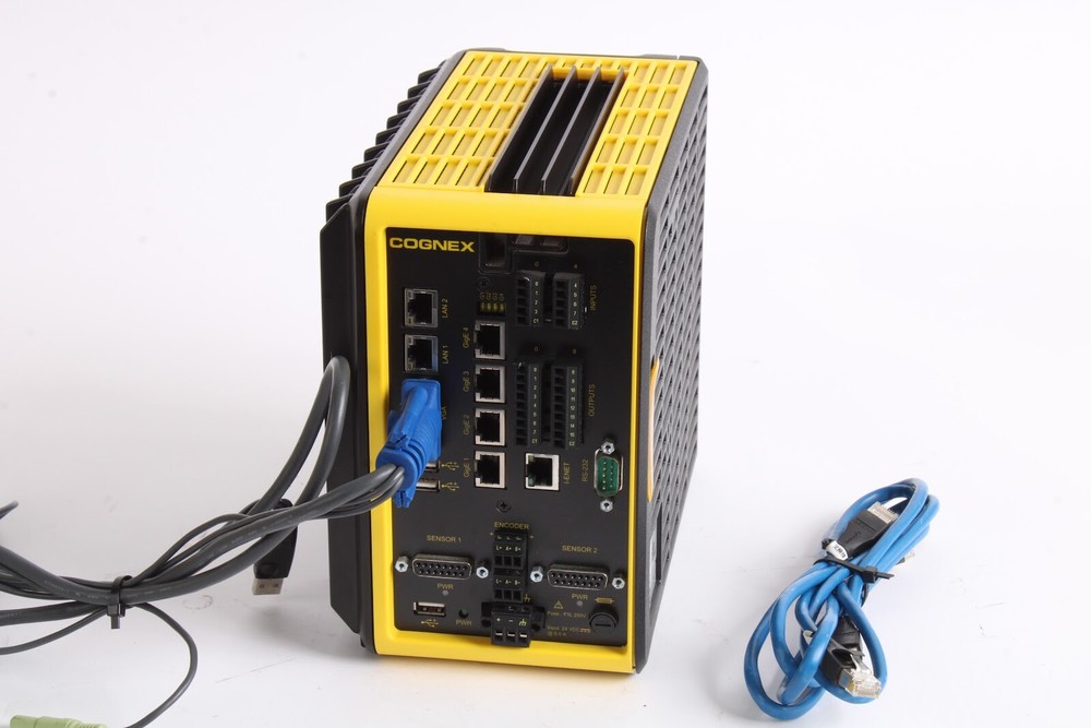 Cognex VC7-480 Controller 825-0577-1R A With Lan 1, VGA Cable, 2 Pot Switch