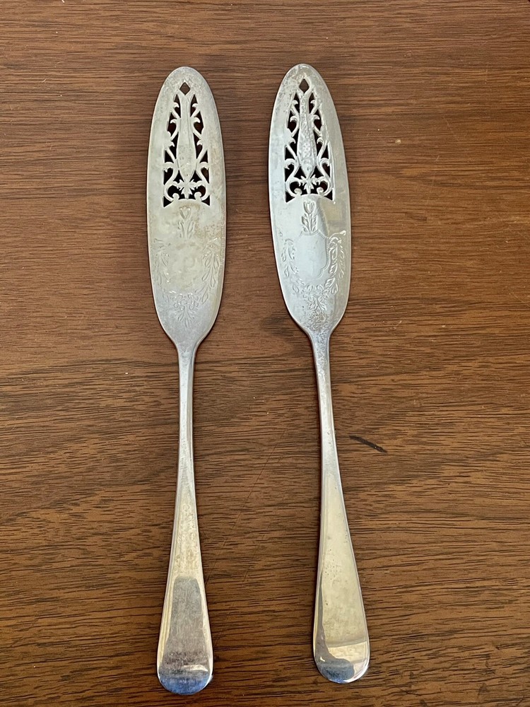 Pair Antique Victorian EP Pierced Silver Plate Fish Server Spatulas w Shields