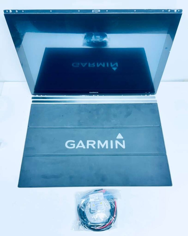 Garmin GPSmap 8624 24" Touchscreen MFD GPS ChartPlotter Display