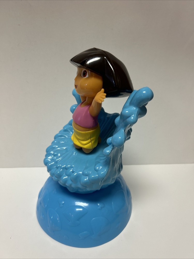 Dora the Explorer Dora Make a Splash Sprinkler