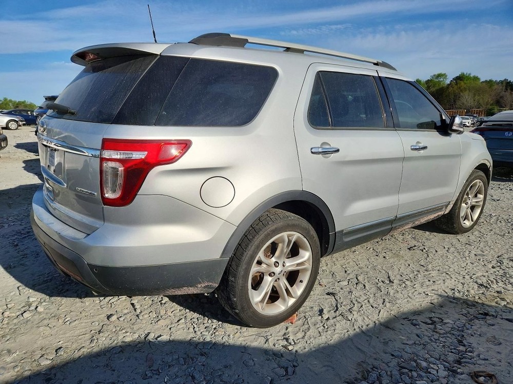 Info-GPS-TV Screen Front Display 8" Screen Fits 11-13 EXPLORER 5038434