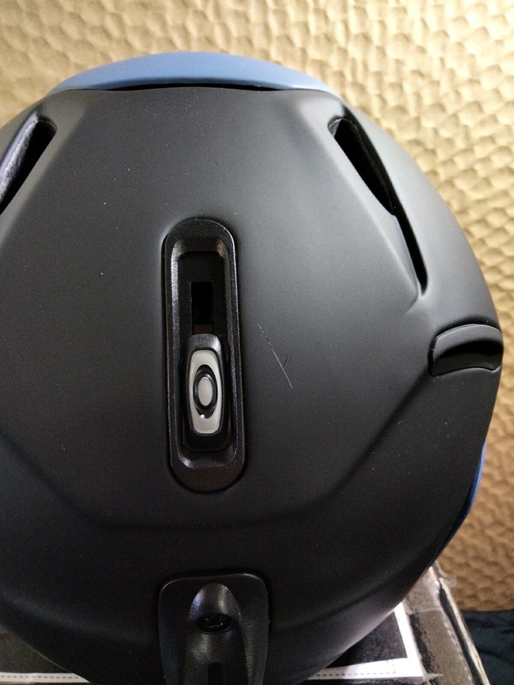 Oakley Mod 5 Mips BOA Snow Ski Helmet Small Dark Blue /Black*Marks*