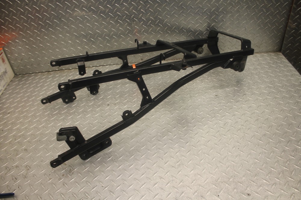 2005 SUZUKI VSTROM 1000 DL1000 REAR SUBFRAME BACK SUB FRAME