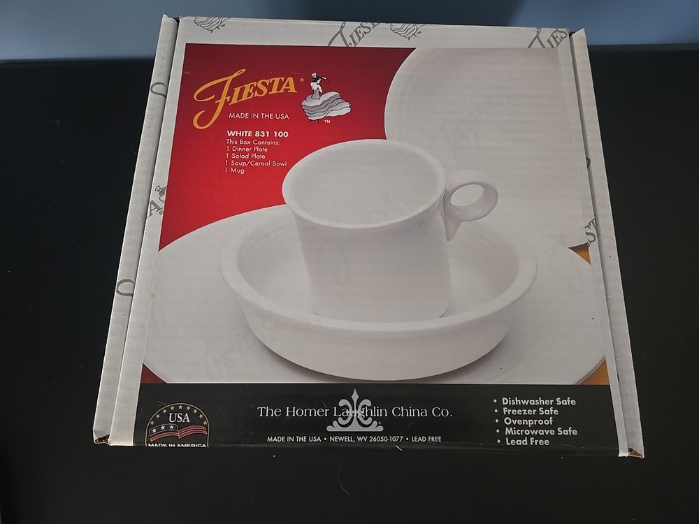Fiesta White 4 pc. place setting dinnerware new 831 100
