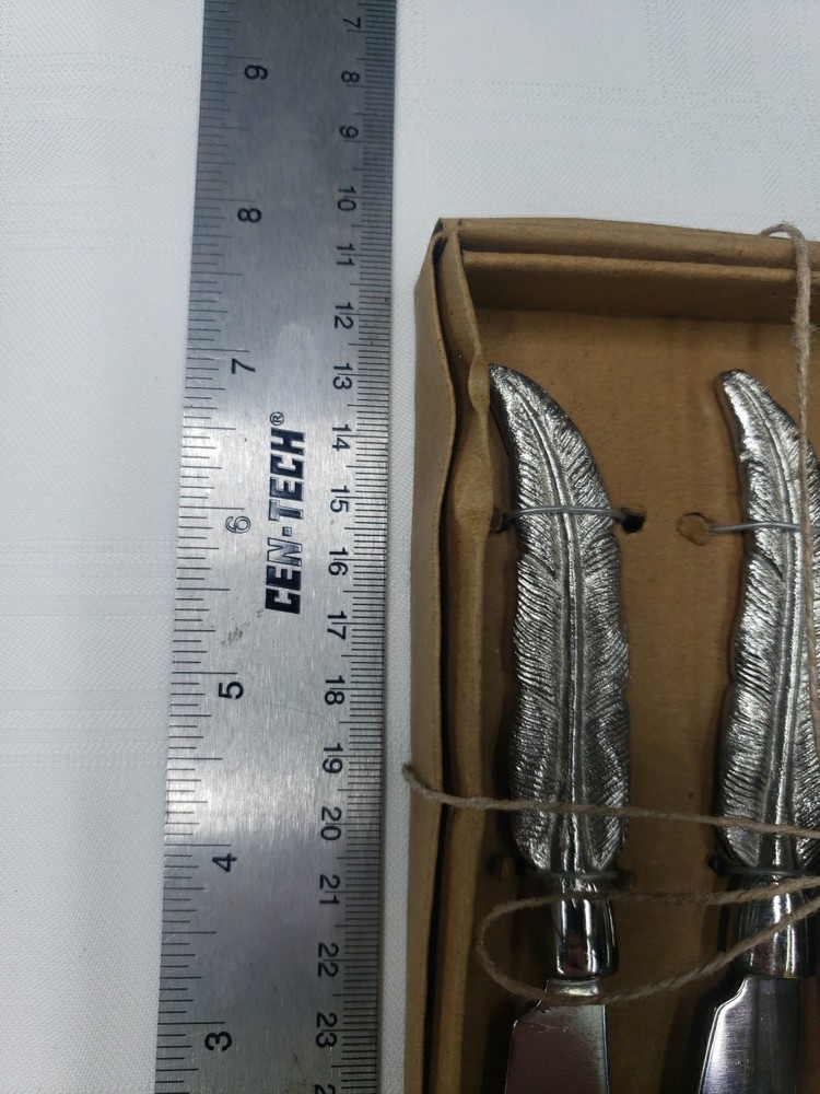 Feather Spreader 2 Piece Set