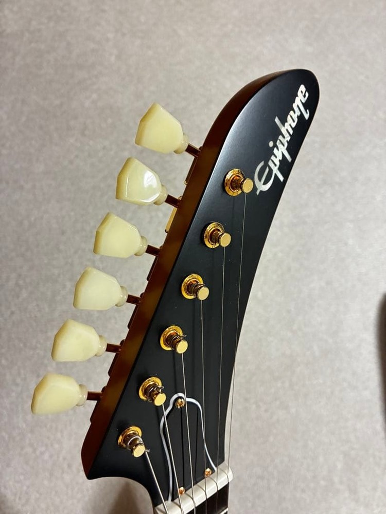 EPIPHONE 1958 Explorer Aged Natural Safe Packing!