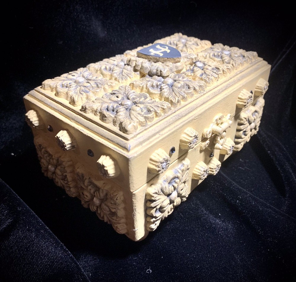 Hufflepuff Jewel