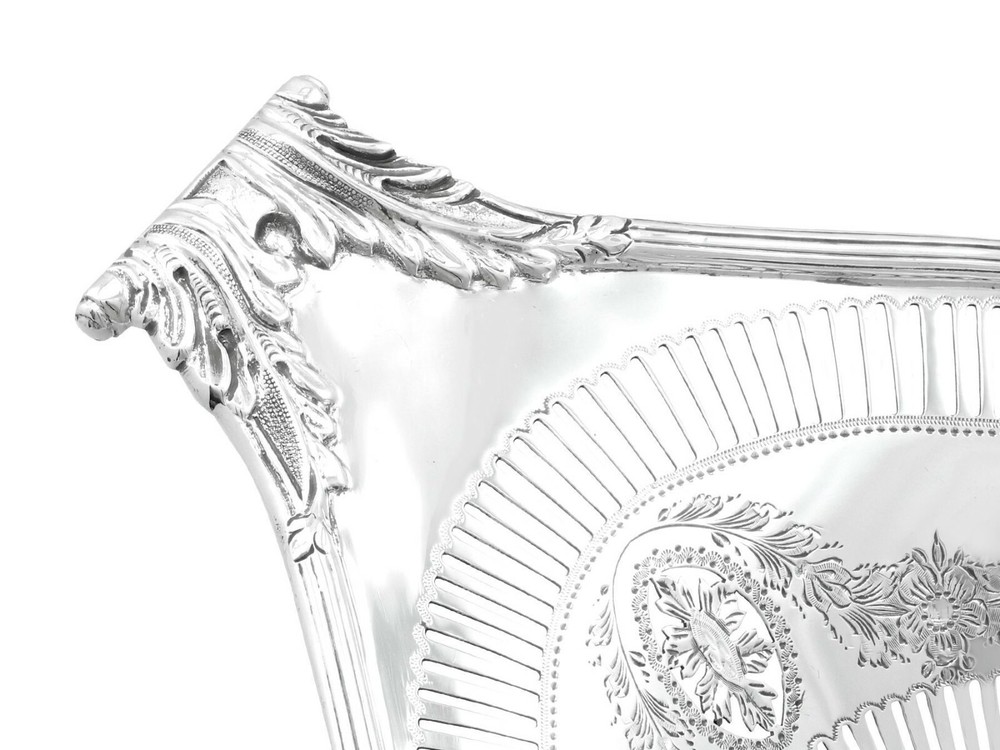 Sterling Silver Bread Dish - Antique George V (1910)