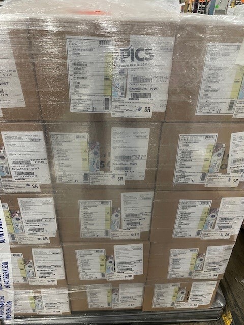 New Cisco Catalyst CG418-E - wireless router - WWAN - desktop