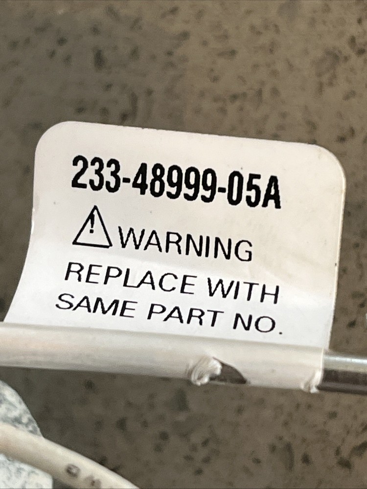 ￼ 233–4 8999–05A￼Pilot Assembly ￼