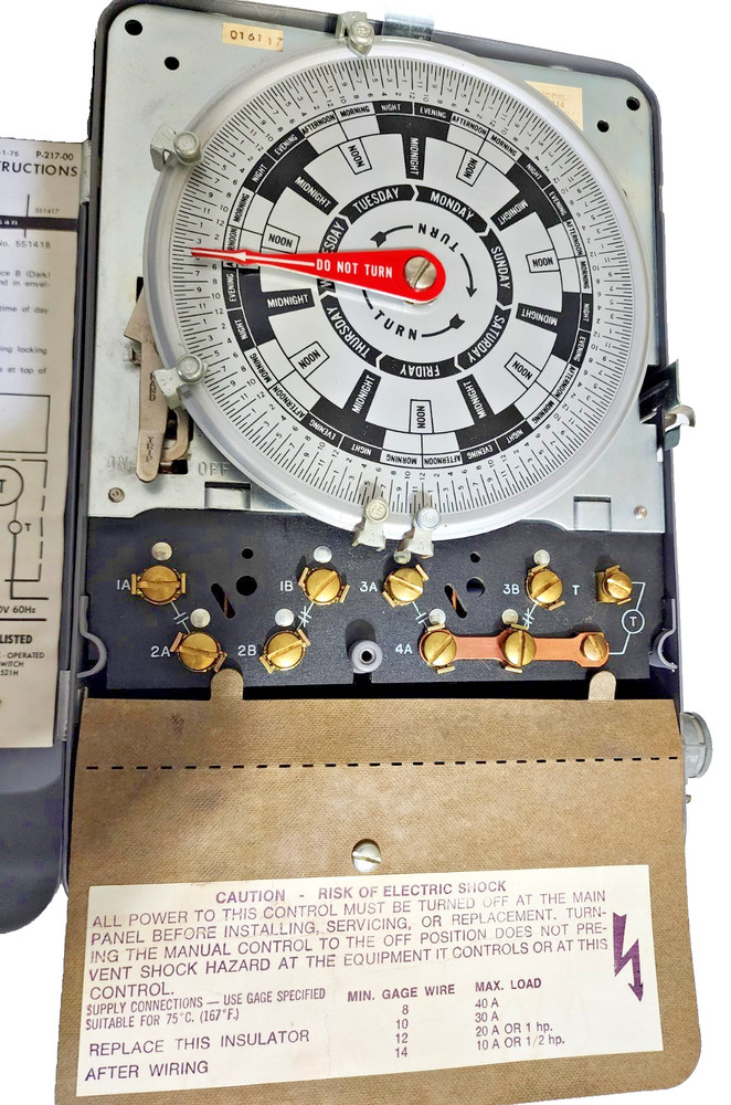 DAYTON Electronic Timer Model 2E214, 7-Day Timer Switch