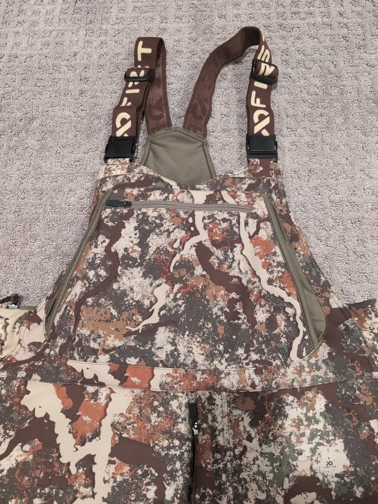 First Lite Solitude 2.0 Bibs Specter Medium Insulated Windproof Exclnt Free ⛴️