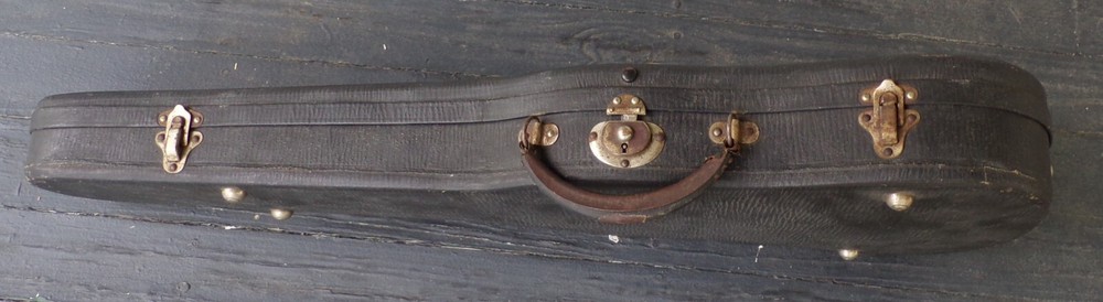 OLD VINTAGE VIOLIN W CASE SAXONY