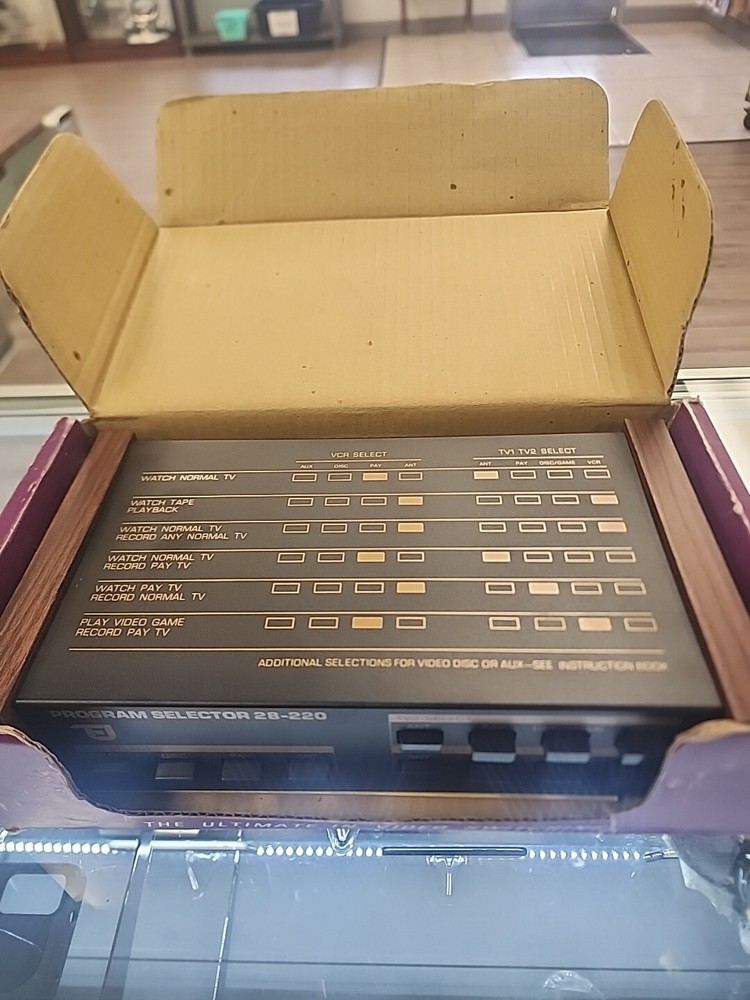 Master Video Control Center Model 28-220 by TEI Electronics CIB Tested