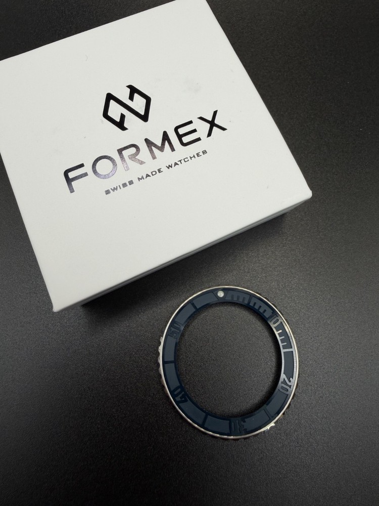 Formex Reef 42mm - Blue Ceramic Bezel
