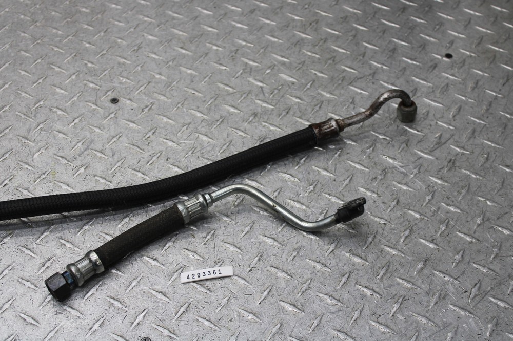 1982 YAMAHA XT550 ENGINE OIL LINES
