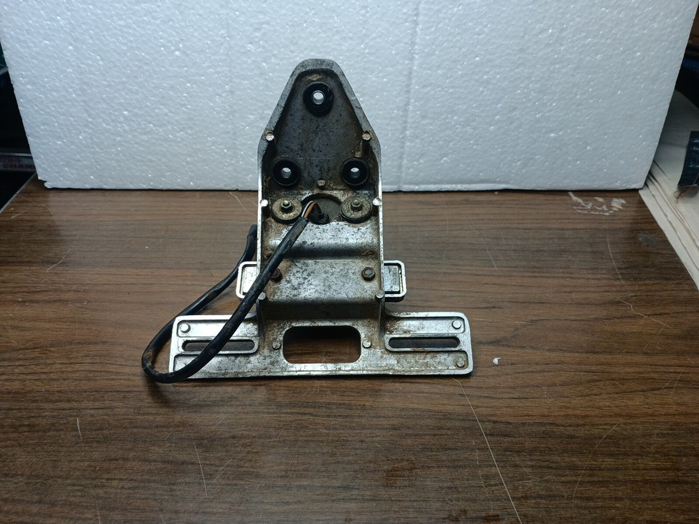 SUZUKI LS650 SAVAGE LICENSE PLATE TAG LIGHT MOUNT