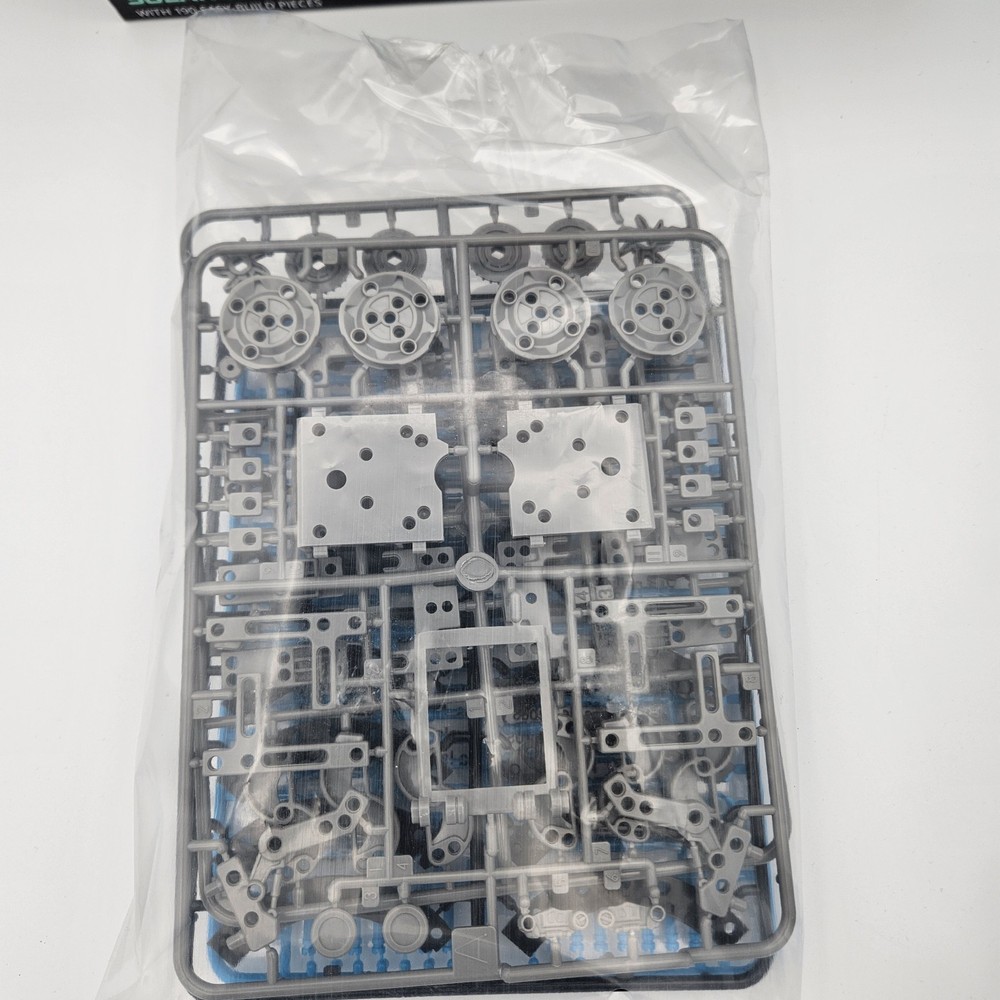 DISCOVERY MINDBLOWN SOLAR ROBOT CREATION KIT 2018 NEW!!