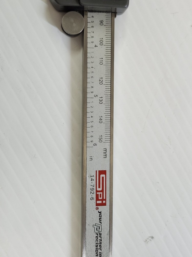 SPI 6 INCH DIGITAL CALIPERS 14-792-6