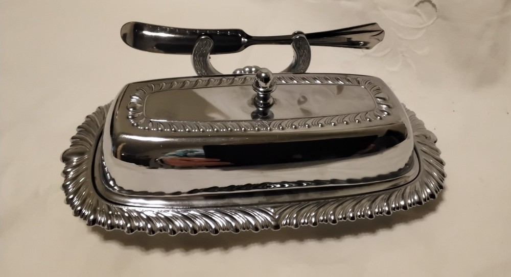 Vintage Irvin Ware Chrome Butter dish w/knife