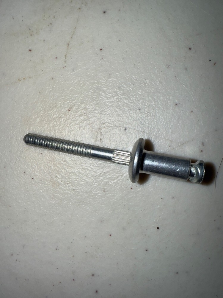 compression rivet c-155151 qty 100