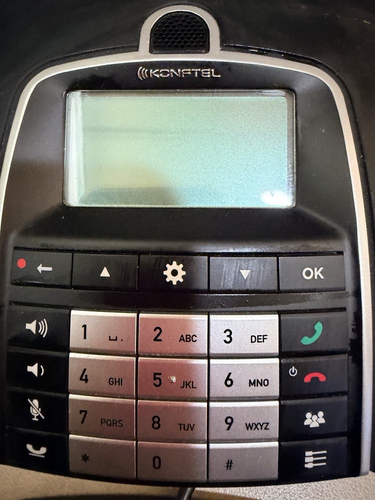 📞 Konftel 300Wx Wireless Conference Phone System