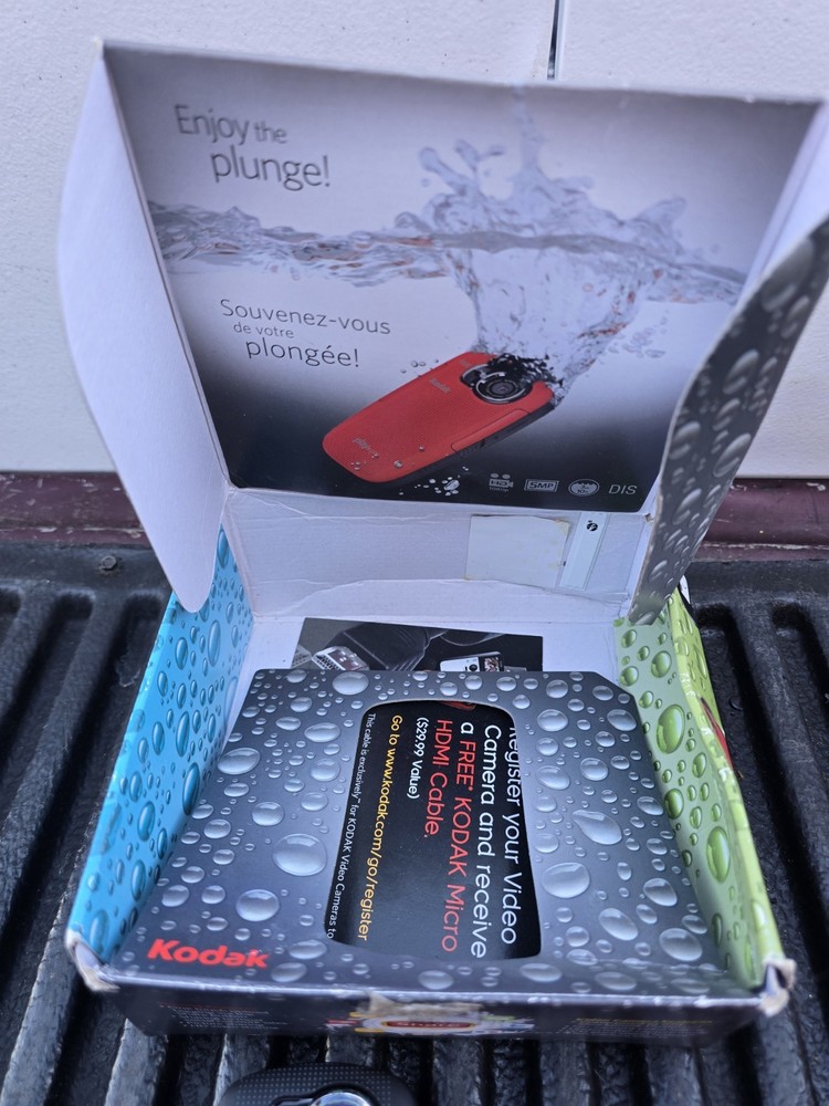 Untested Kodak Play Sport Waterproof Digital Camera