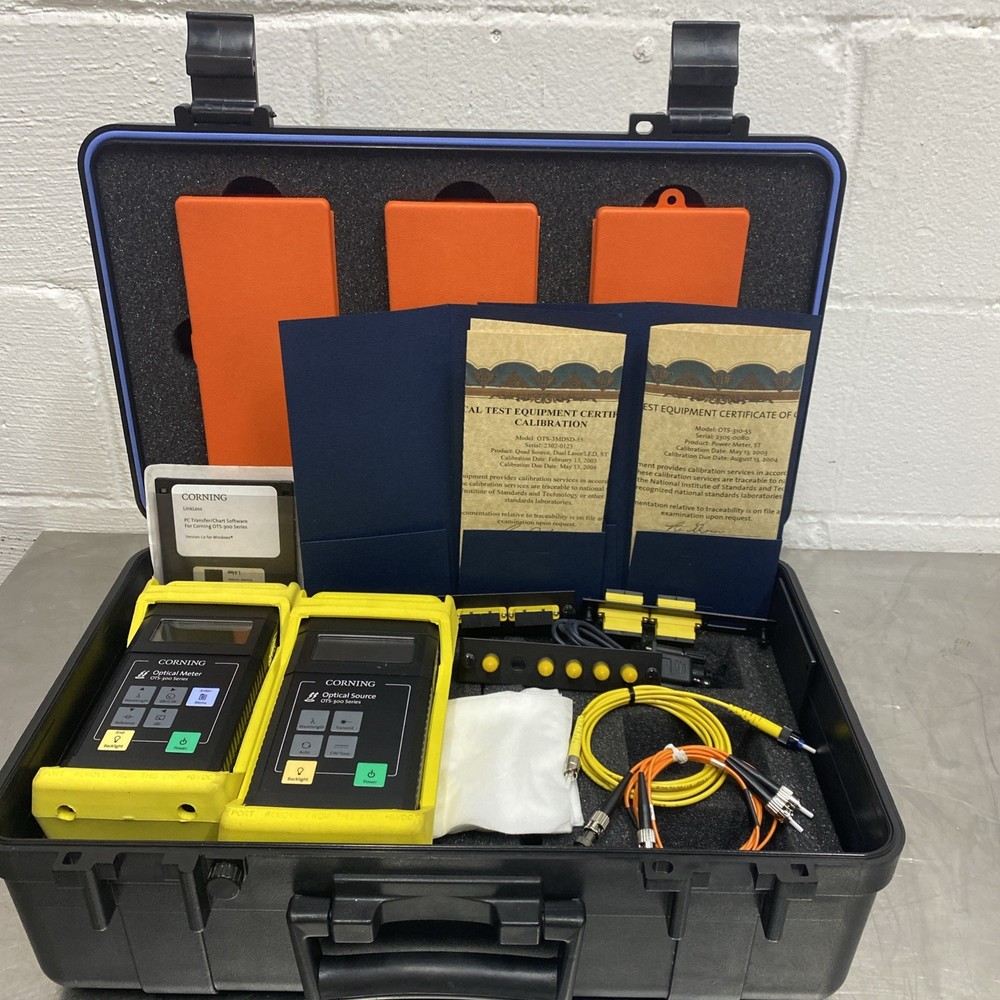 Corning OTS 300 Series Optical Source & Optical Meter